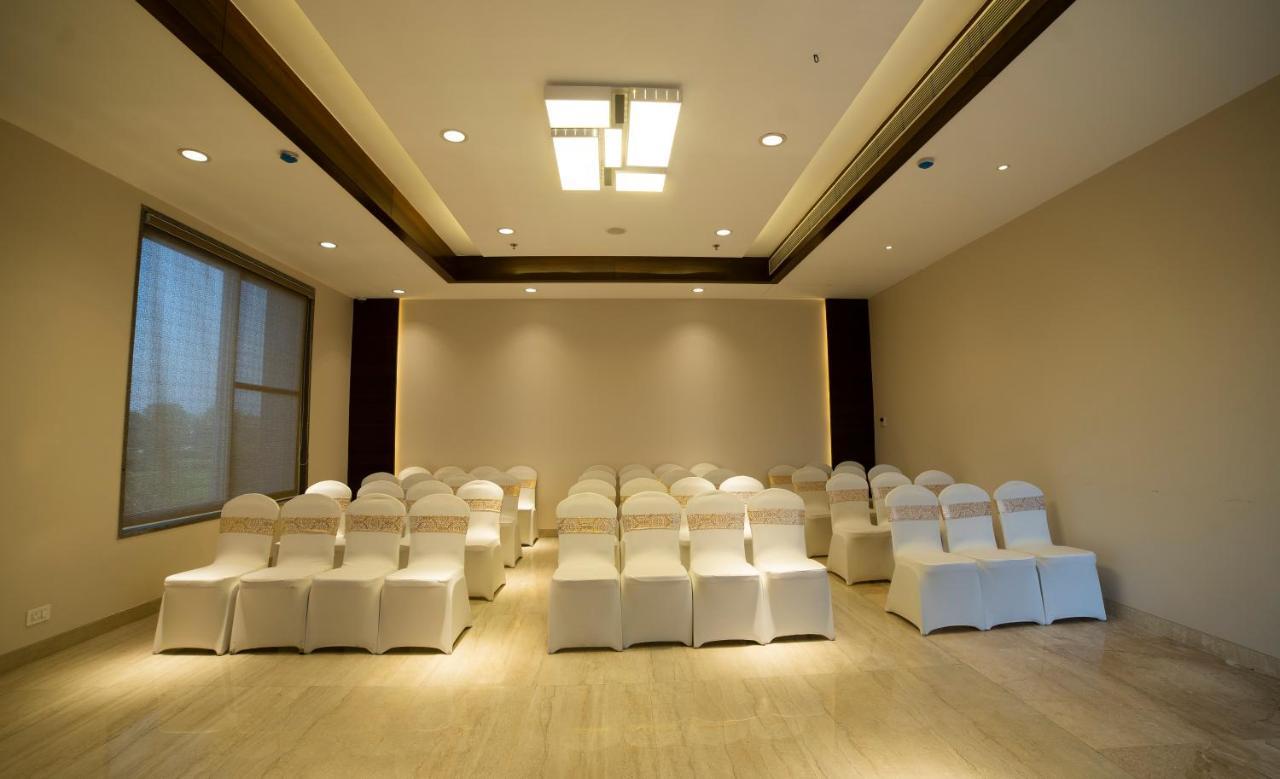 Hotel Rajhans Abhinandan بوبال المظهر الخارجي الصورة