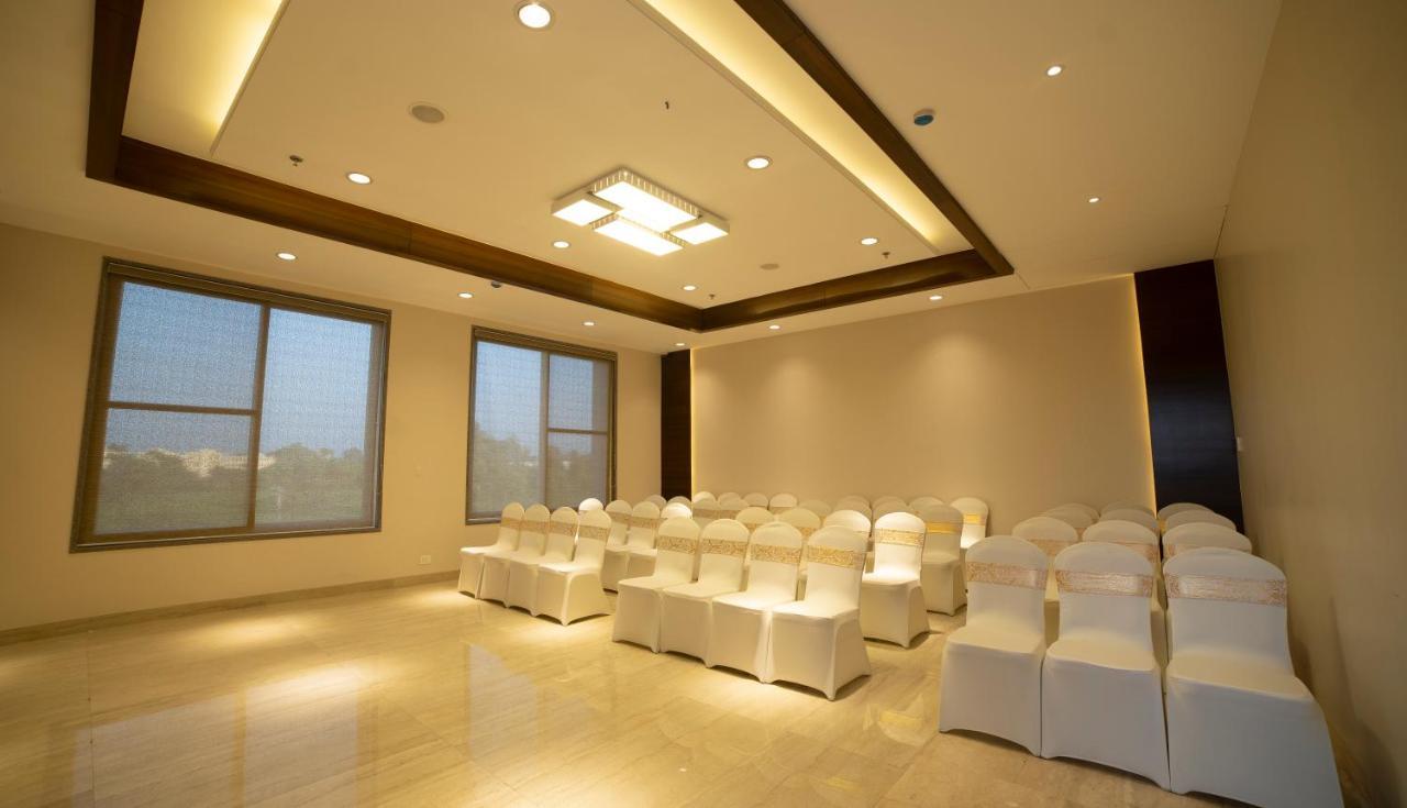 Hotel Rajhans Abhinandan بوبال المظهر الخارجي الصورة