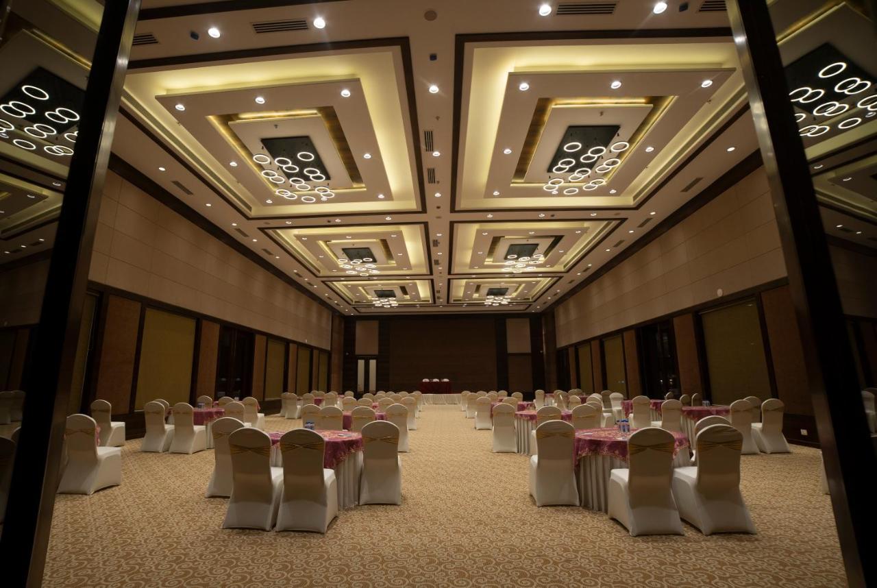 Hotel Rajhans Abhinandan بوبال المظهر الخارجي الصورة