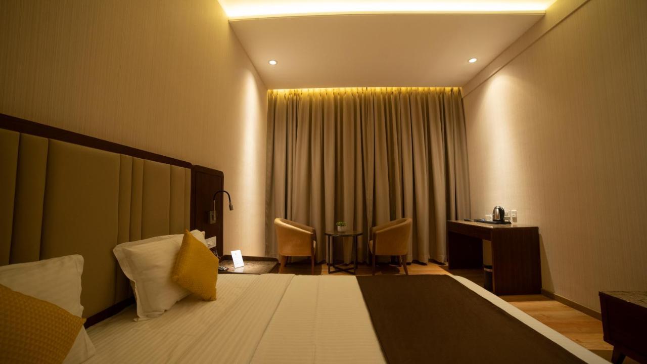 Hotel Rajhans Abhinandan بوبال المظهر الخارجي الصورة