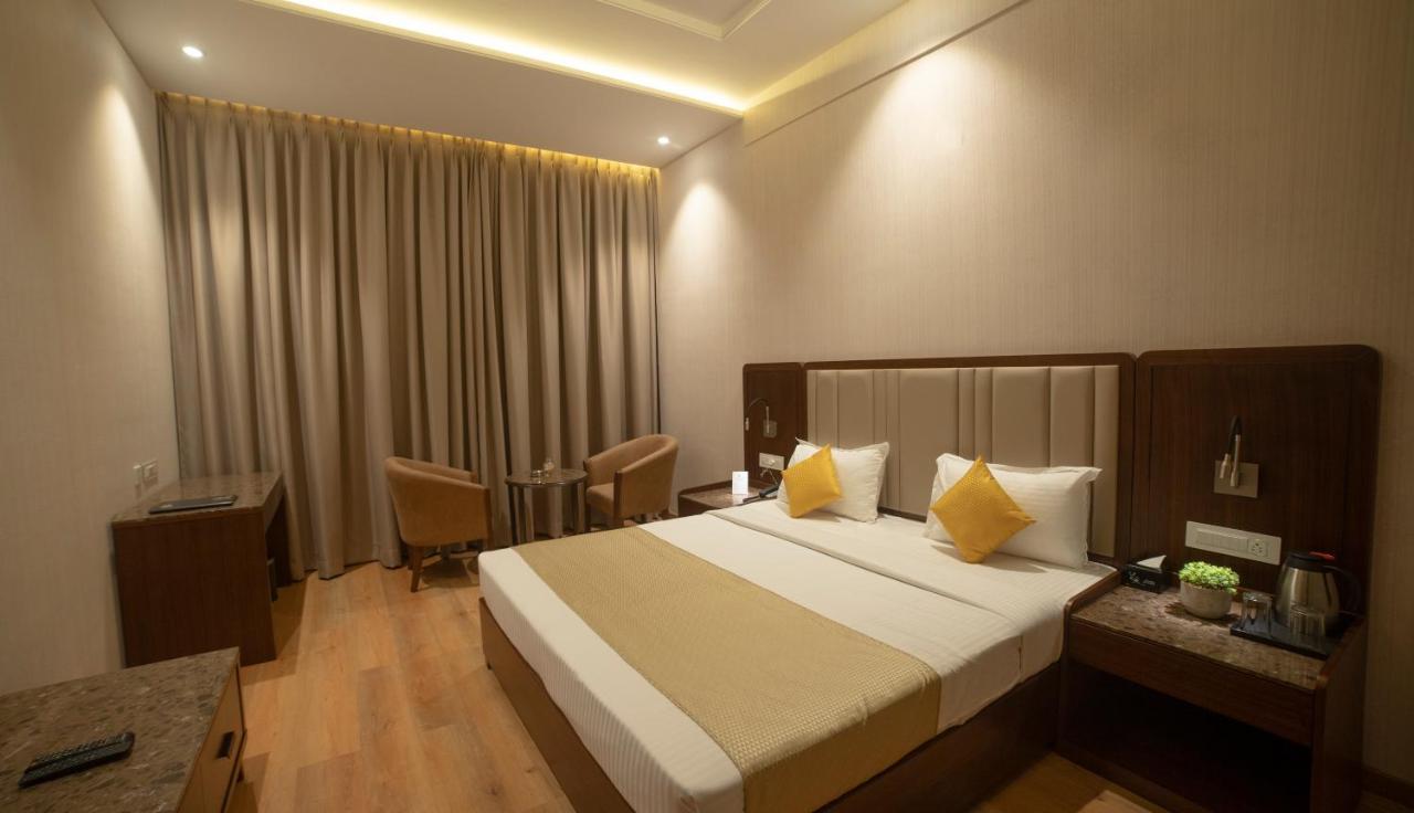 Hotel Rajhans Abhinandan بوبال المظهر الخارجي الصورة
